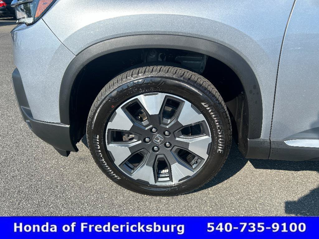 Certified 2026 Honda Pilot Touring image 36