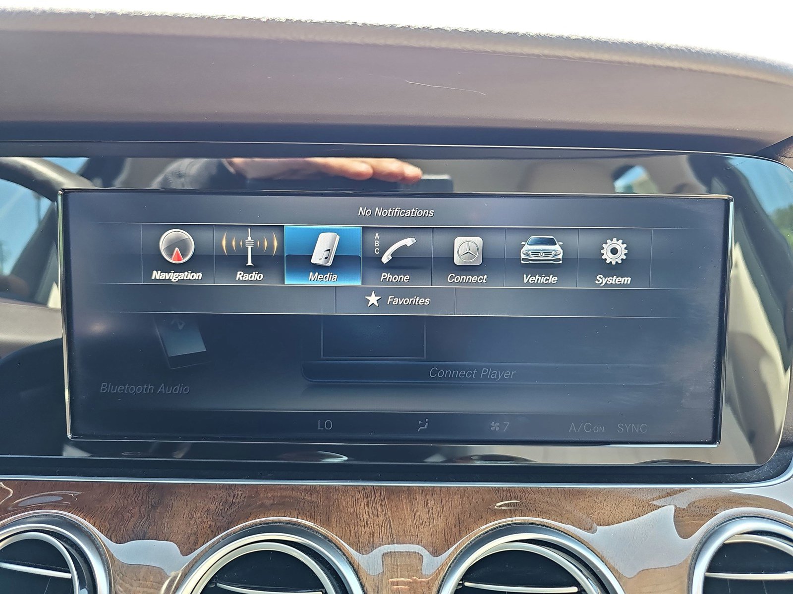 Used 2017 Mercedes-Benz E 300 image 21