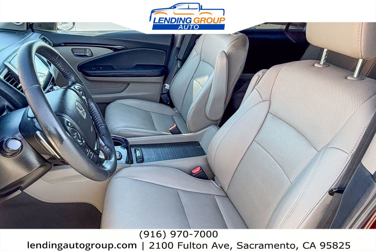 Used 2017 Honda Pilot Elite image 16
