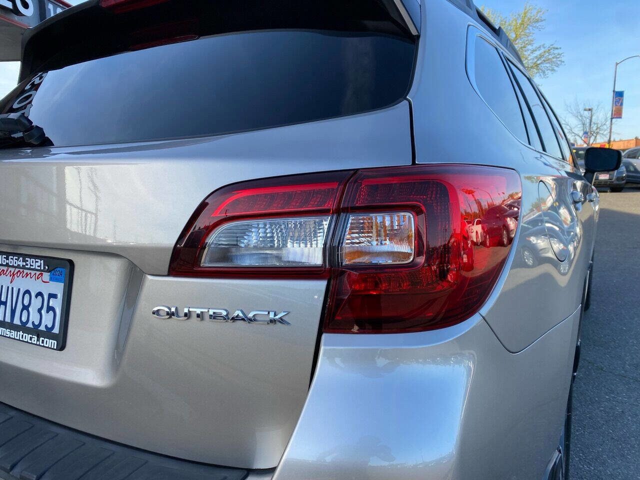 Used 2018 Subaru Outback 2.5i Limited image 28
