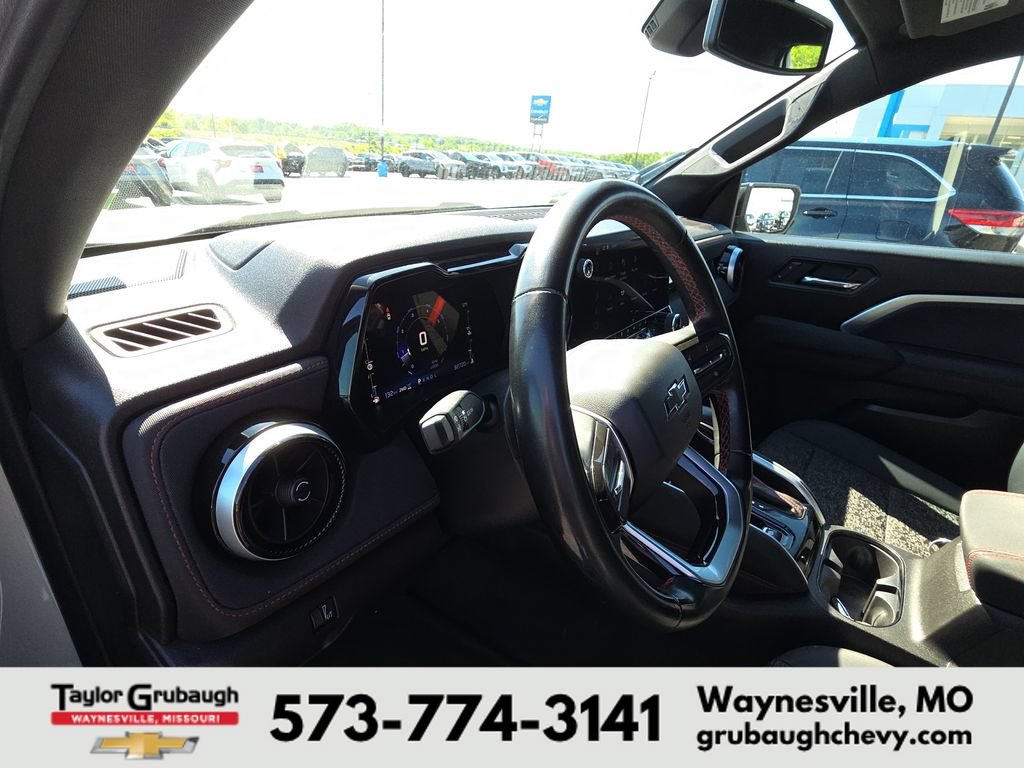 Used 2023 Chevrolet Colorado Z71 w/ Z71 Convenience Package 2 AWD/4WD image 15