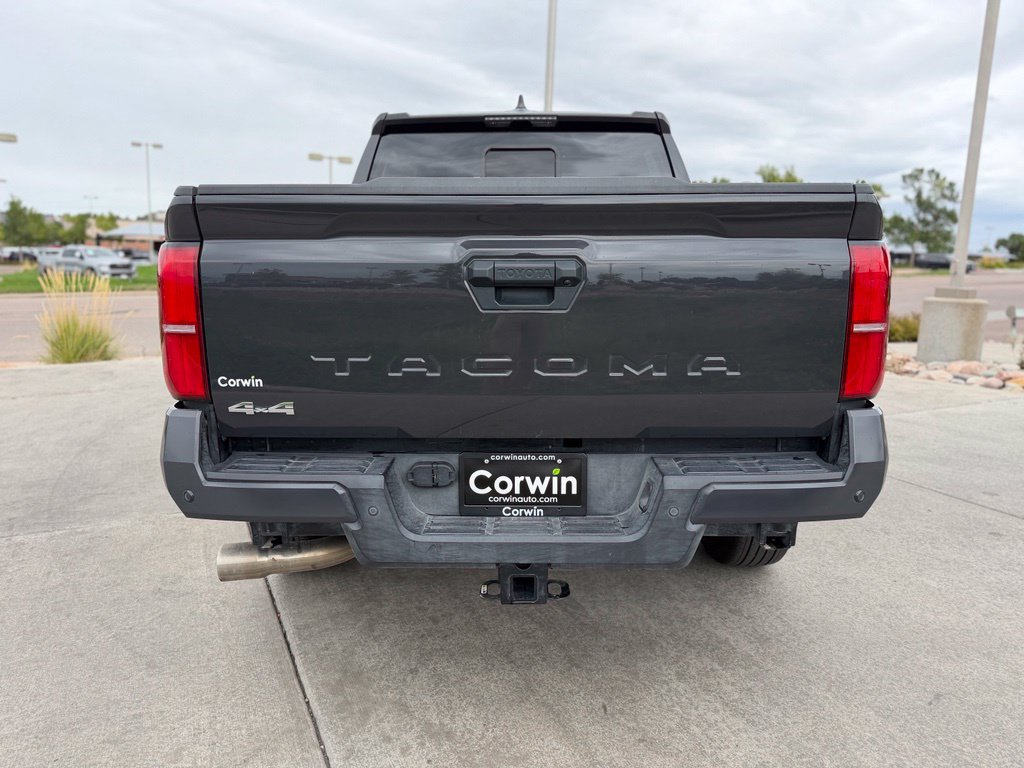 Used 2025 Toyota Tacoma SR5 AWD/4WD image 7