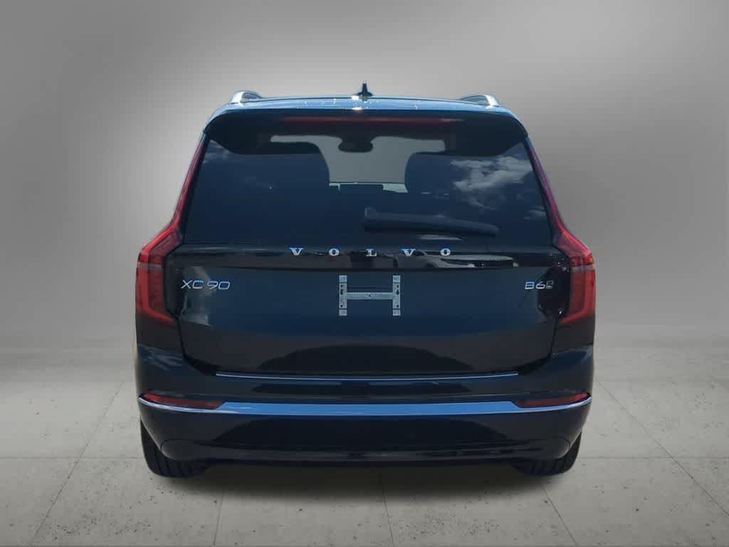 Certified 2026 Volvo XC90 B6 Plus AWD/4WD image 5