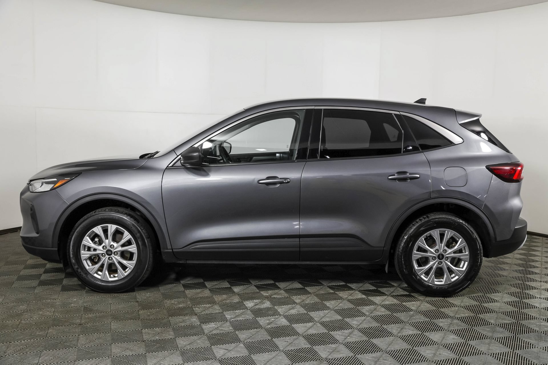 Used 2024 Ford Escape Active AWD/4WD image 20
