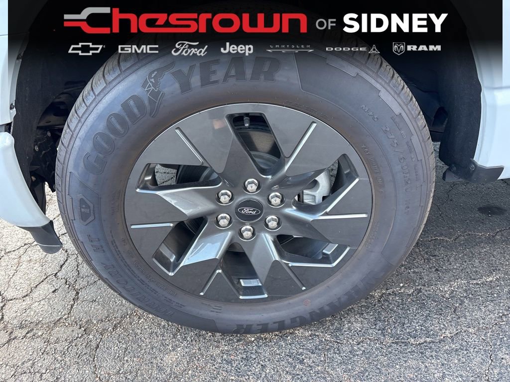 Used 2025 Ford F150 Lightning Flash AWD/4WD image 9