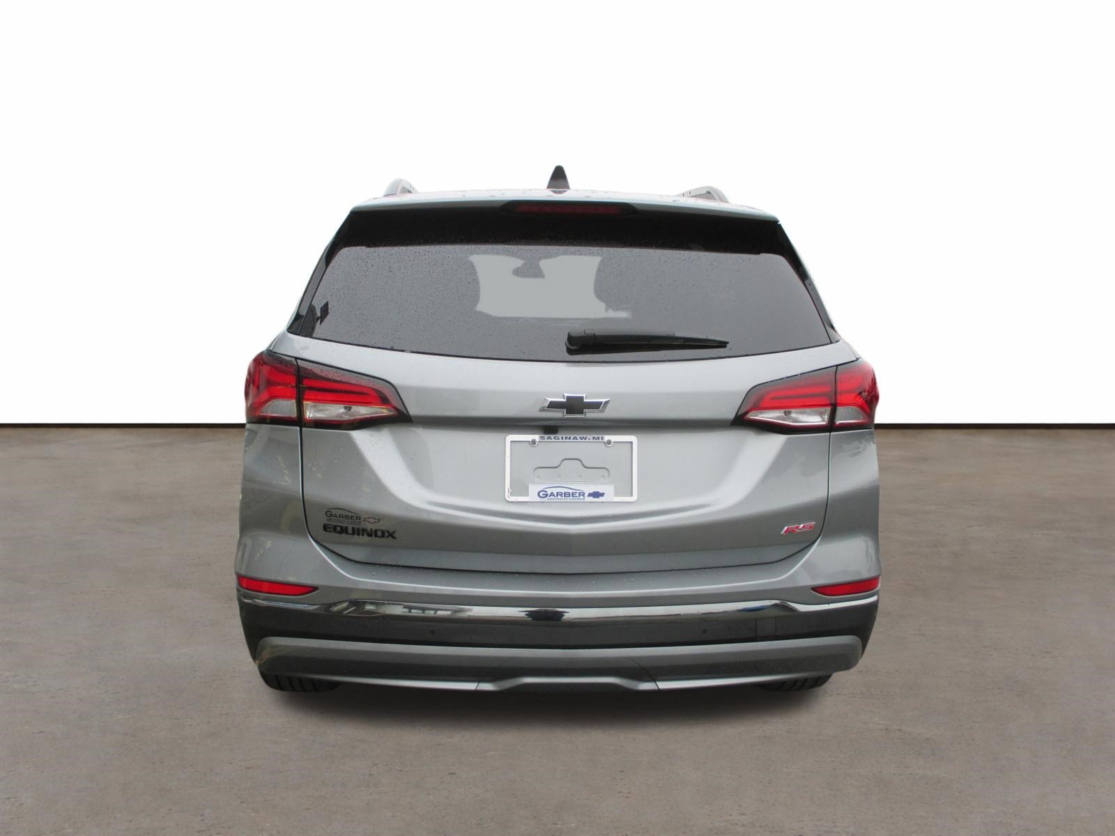 Used 2023 Chevrolet Equinox RS w/ LPO, Floor Liner Package image 4