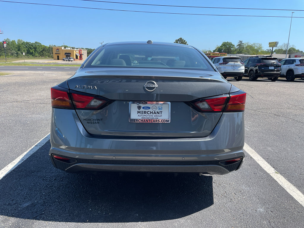 Used 2025 Nissan Altima 2.5 SV image 20