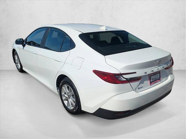 Used 2025 Toyota Camry LE FWD image 7
