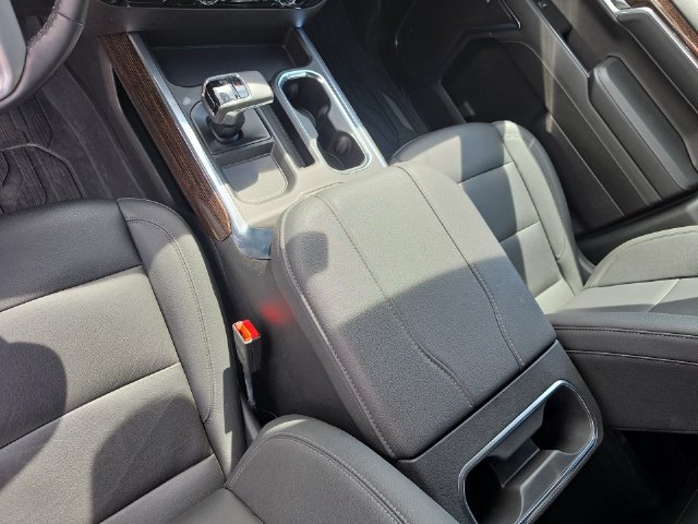 Used 2024 GMC Sierra 1500 Elevation w/ Elevation Premium Package AWD/4WD image 24
