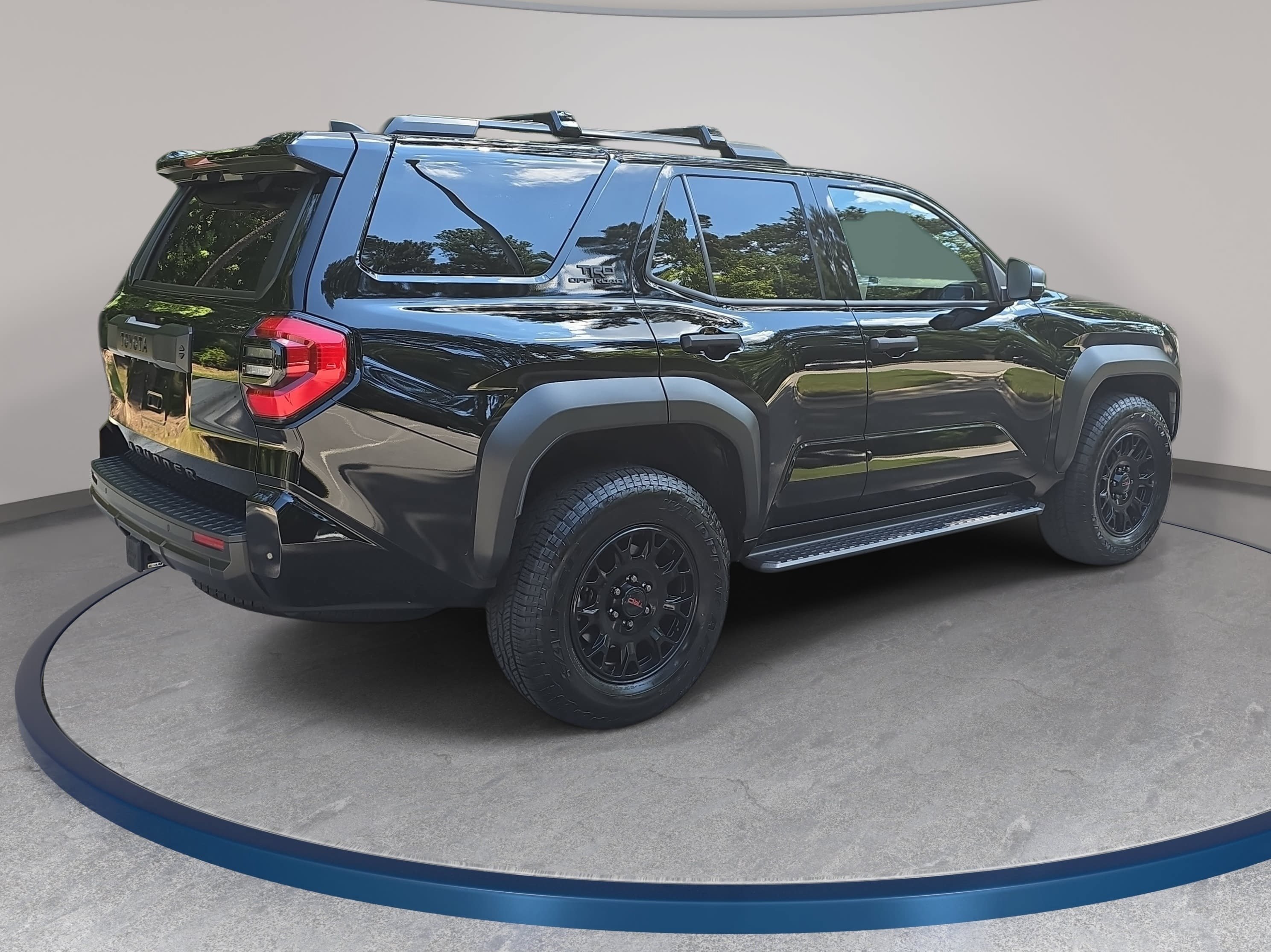 Used 2025 Toyota 4Runner TRD Off-Road Premium w/ Tow Technology Package AWD/4WD image 5