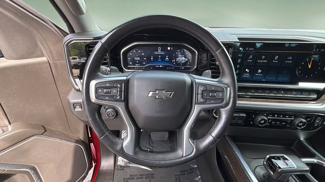 Used 2022 Chevrolet Silverado 1500 RST w/ Z71 Off-Road Package AWD/4WD image 12