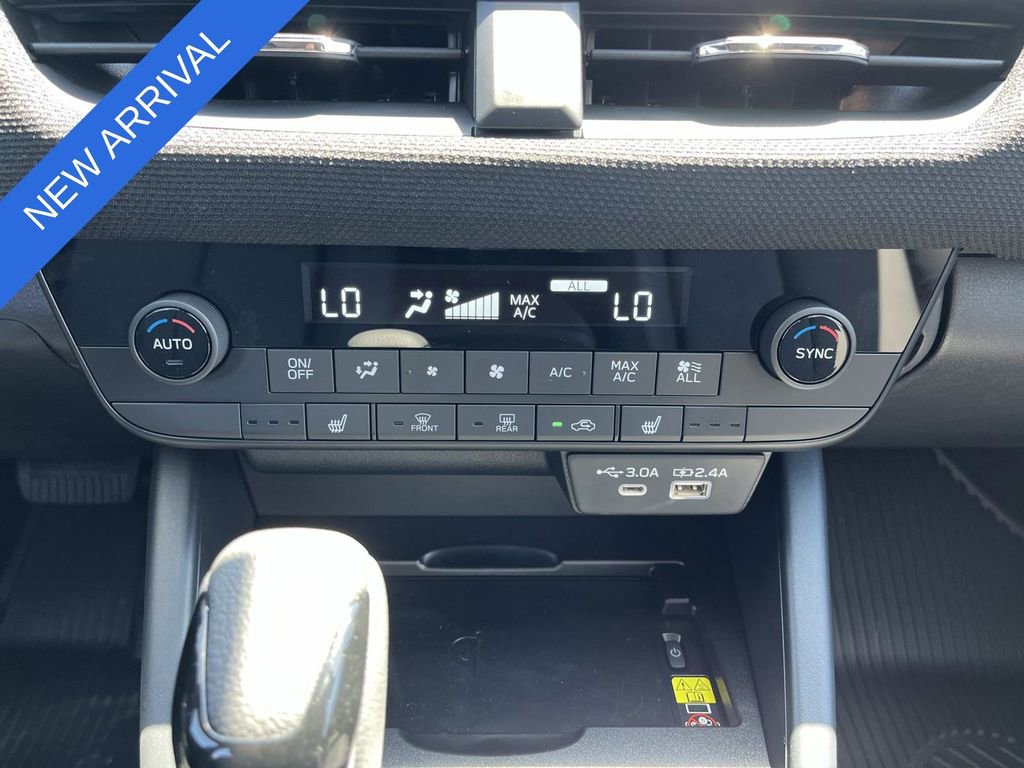 Used 2026 Subaru Outback Premium w/ Premium/Limited Package 2 image 15