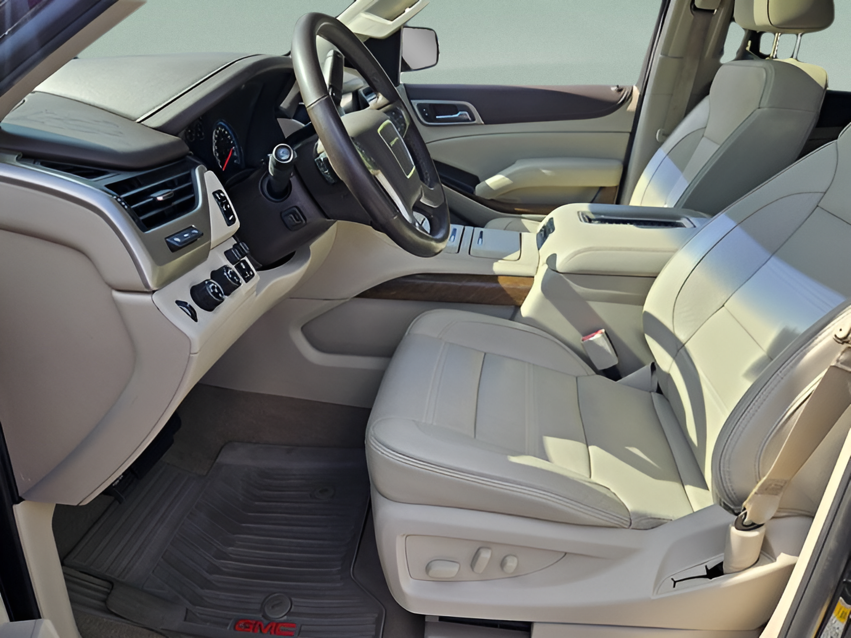 Used 2019 GMC Yukon Denali AWD/4WD image 13