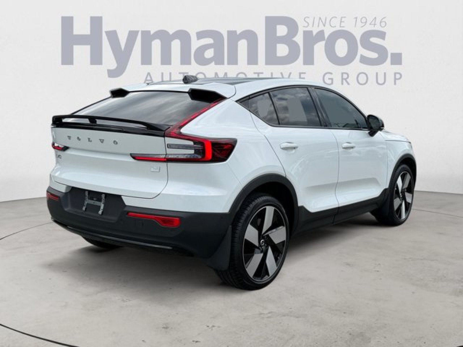 Used 2023 Volvo C40 P8 Recharge Ultimate w/ Protection Package Premier AWD/4WD image 3