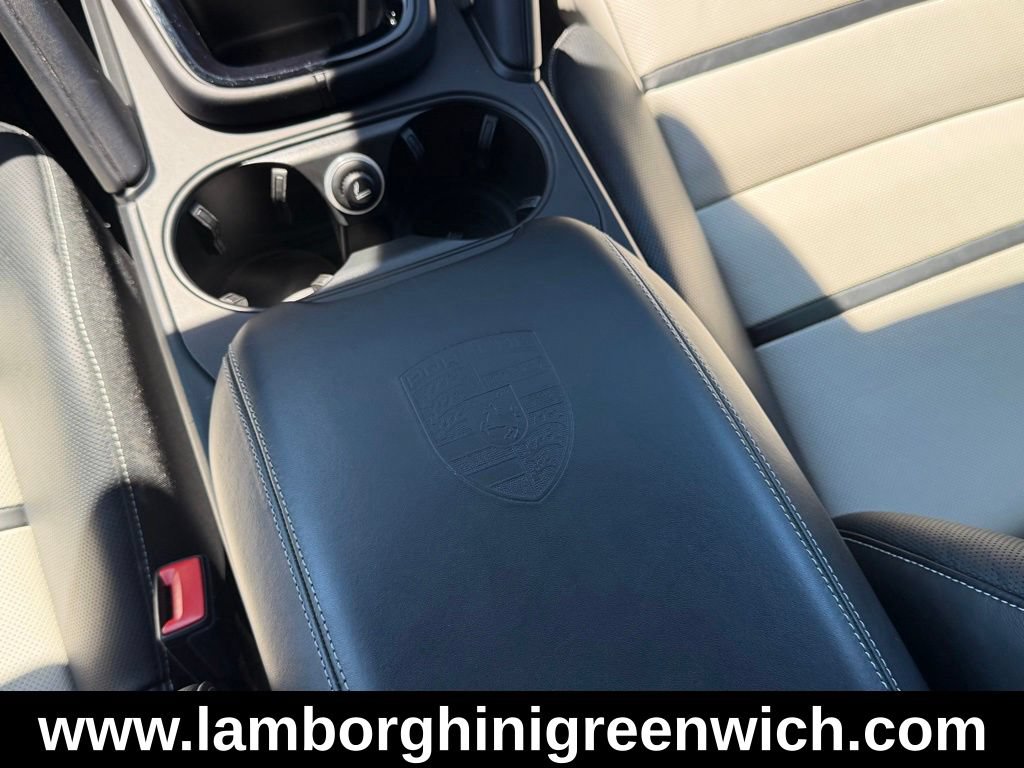 Used 2024 Porsche Cayenne Turbo GT AWD/4WD image 39