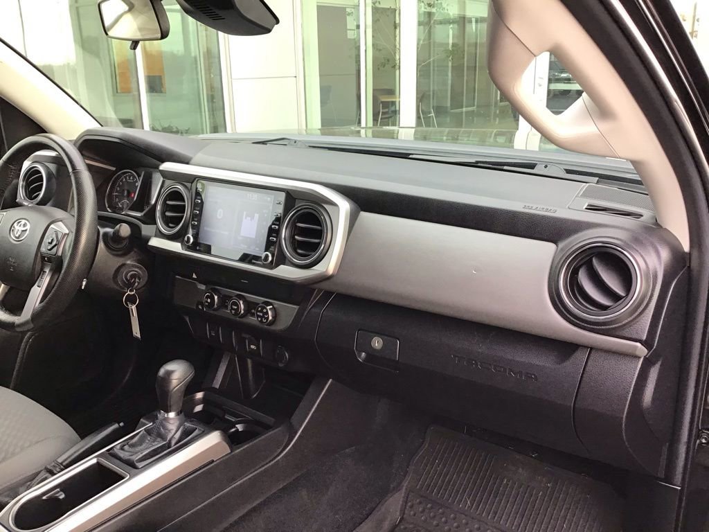 Used 2023 Toyota Tacoma SR5 w/ SR5 Appearance Package image 18