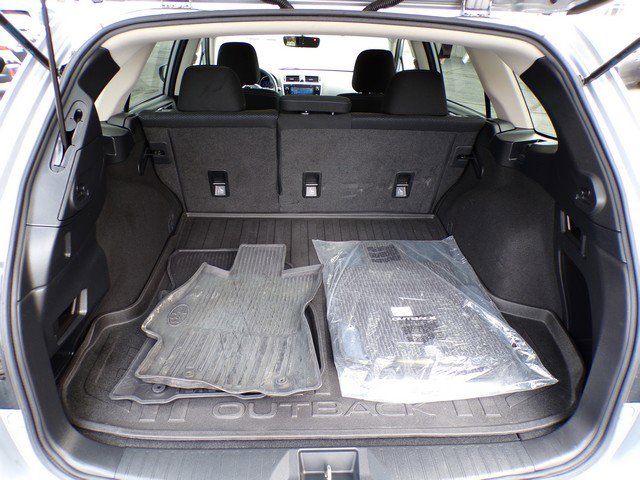 Used 2019 Subaru Outback 2.5i Premium image 20