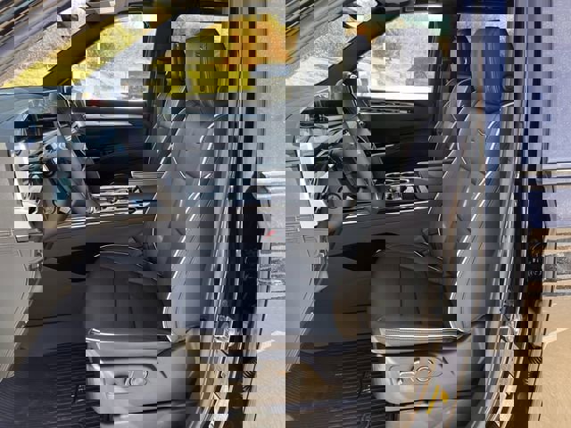 Certified 2026 Cadillac Escalade ESV Sport w/ LPO, ONYX Package image 23