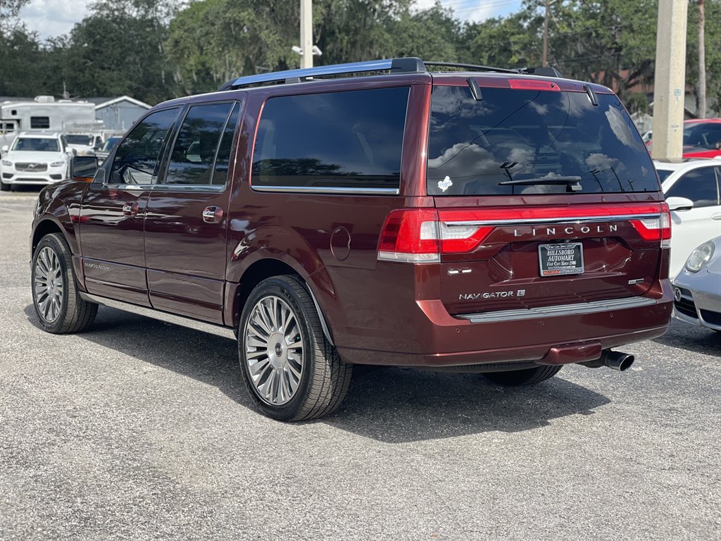 Used 2016 Lincoln Navigator L Reserve AWD/4WD image 13