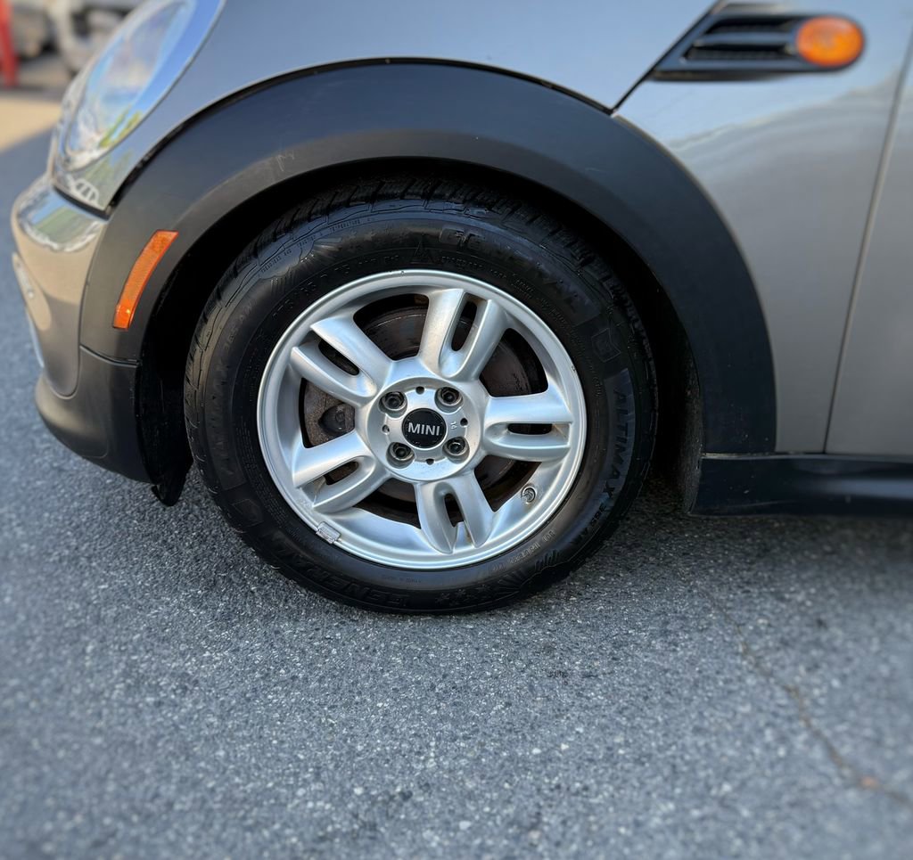 Used 2013 MINI Cooper Hardtop FWD image 16