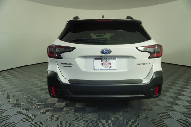 Used 2022 Subaru Outback Premium image 6
