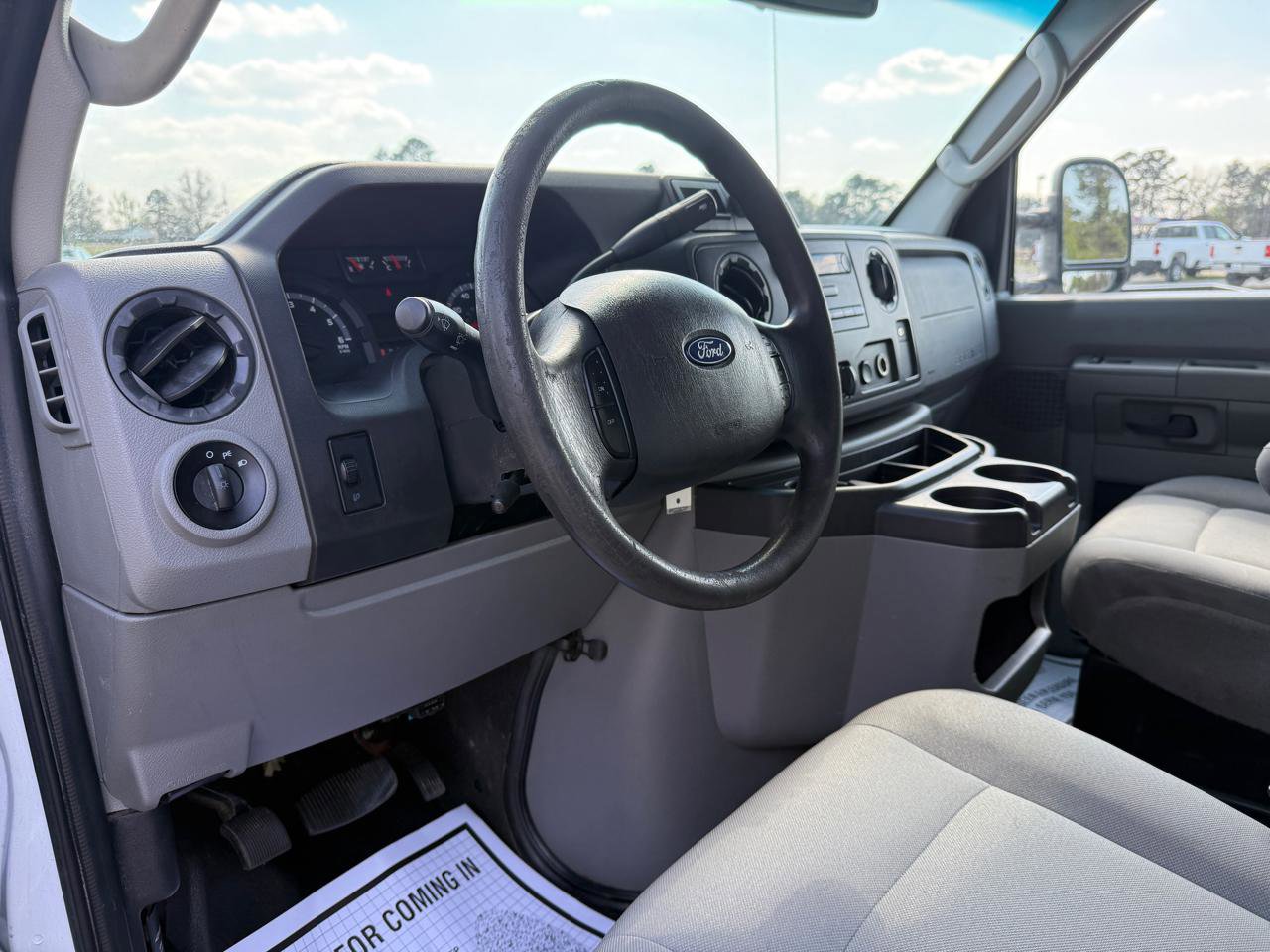 Used 2019 Ford E-350 and Econoline 350 Super Duty w/ Power Windows & Locks Group RWD image 12