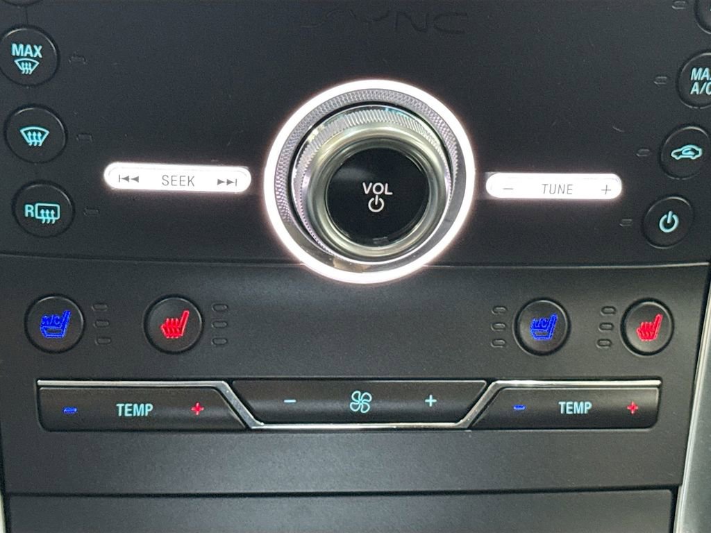 Used 2020 Ford Edge Titanium w/ Equipment Group 301A FWD image 24