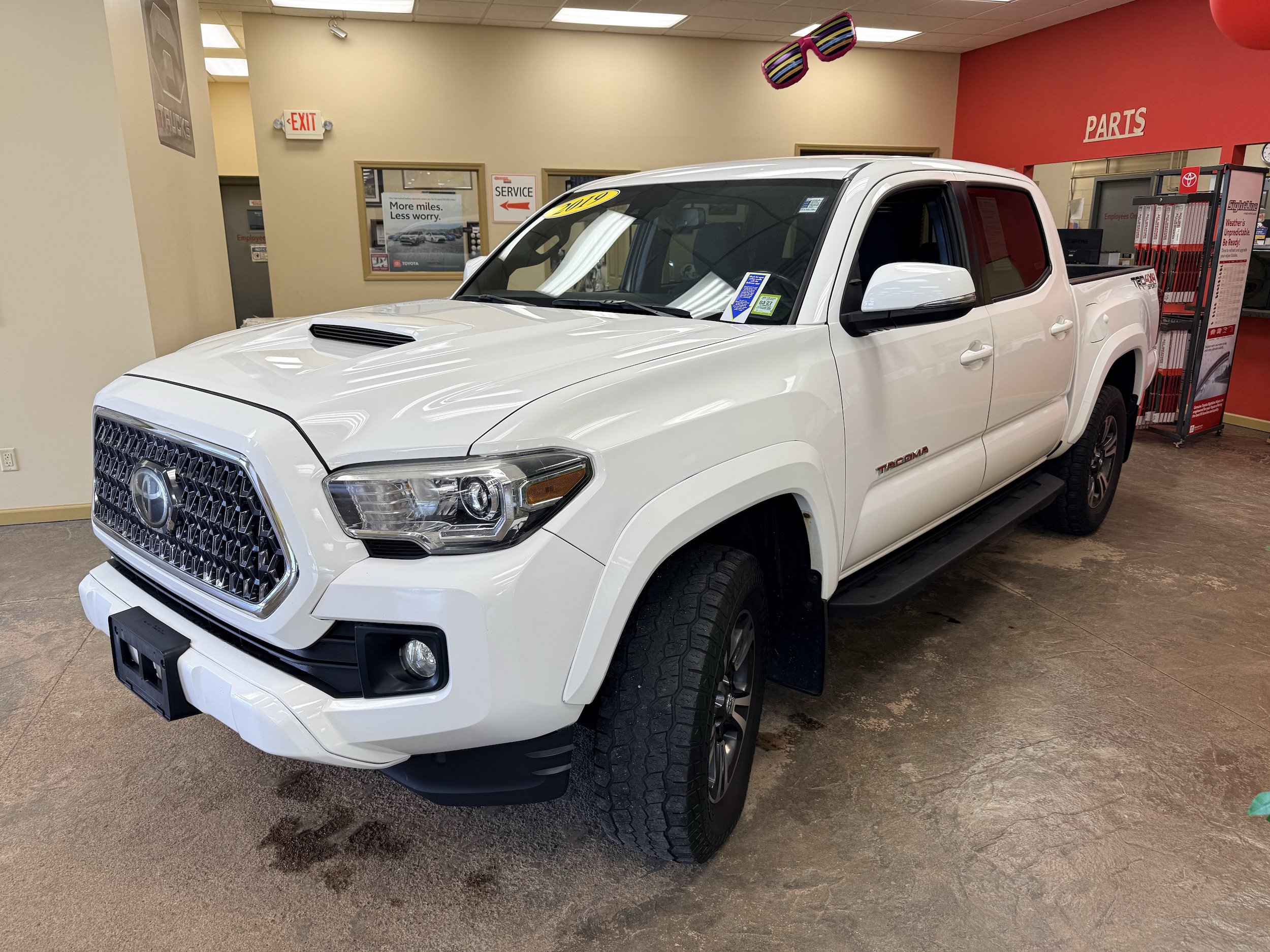 Used 2019 Toyota Tacoma TRD Sport w/ Technology Package AWD/4WD video 2