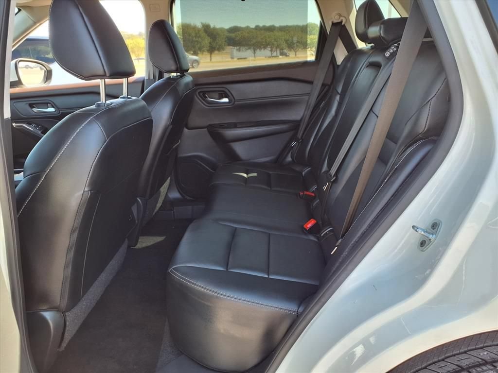 Used 2023 Nissan Rogue SL w/ SL Premium Package FWD image 12