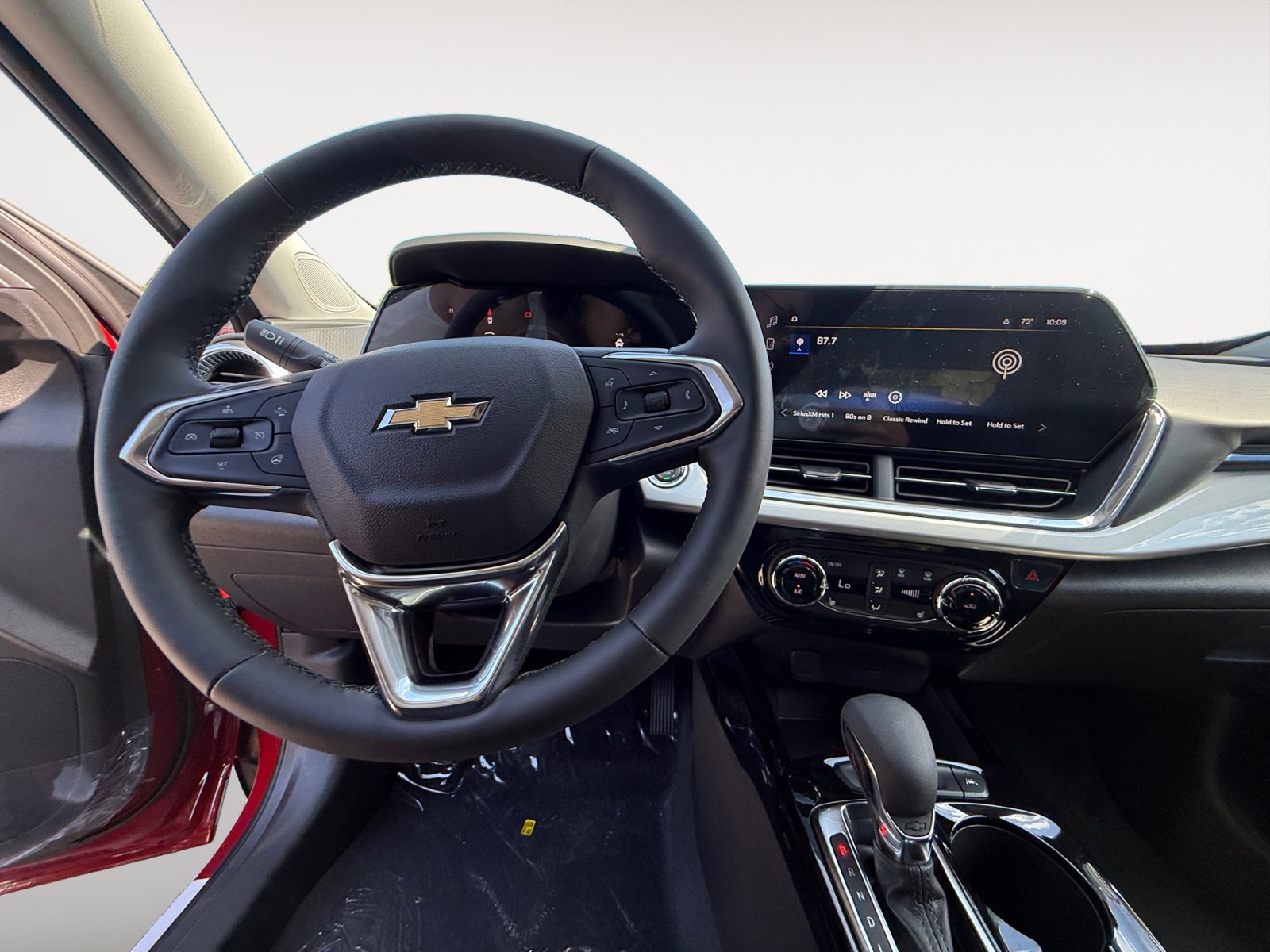 New 2026 Chevrolet Trax LT w/ Driver Confidence Package FWD image 10