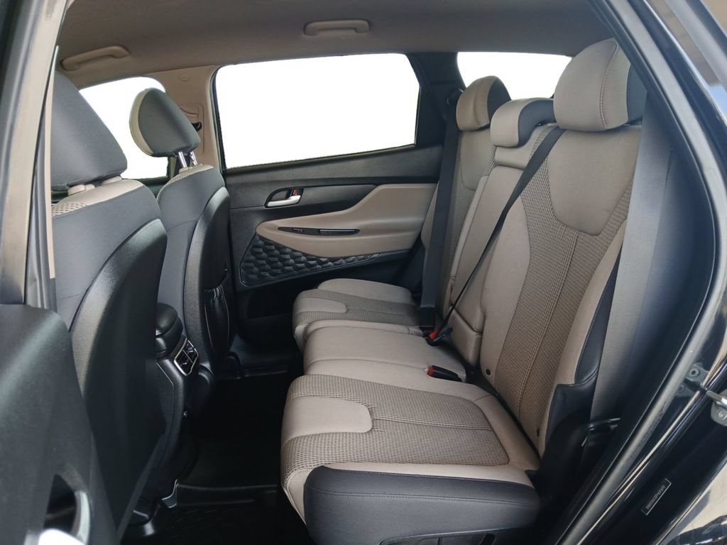 Used 2023 Hyundai Santa Fe SE FWD image 25