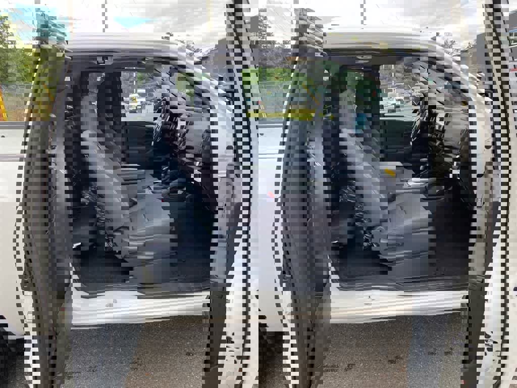 New 2026 Nissan Frontier S image 24