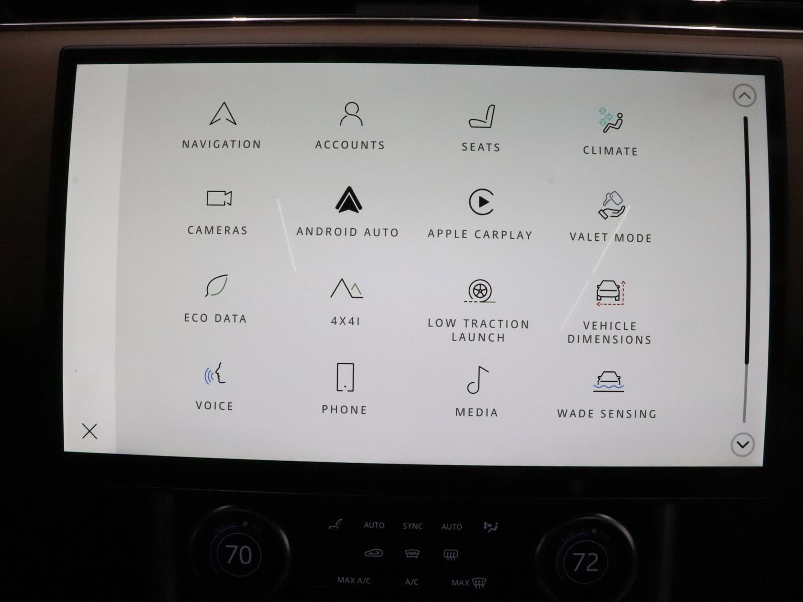 Used 2023 Land Rover Range Rover SE image 37