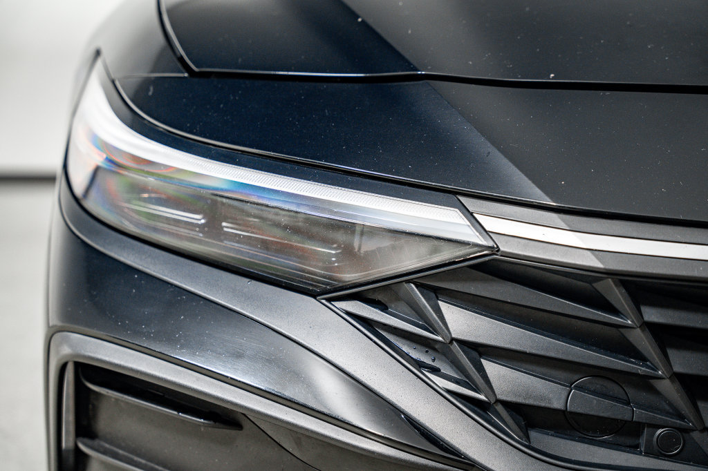 Certified 2024 Hyundai Elantra SEL FWD image 18