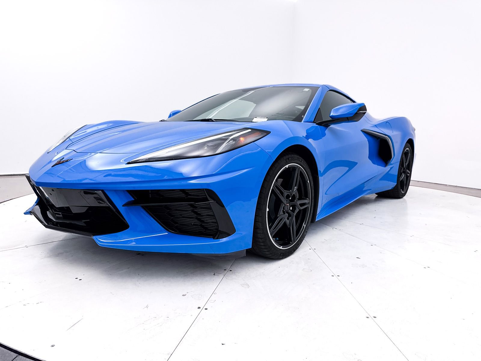 Used 2021 Chevrolet Corvette Stingray Preferred Cpe w/ Engine Appearance Package image 13