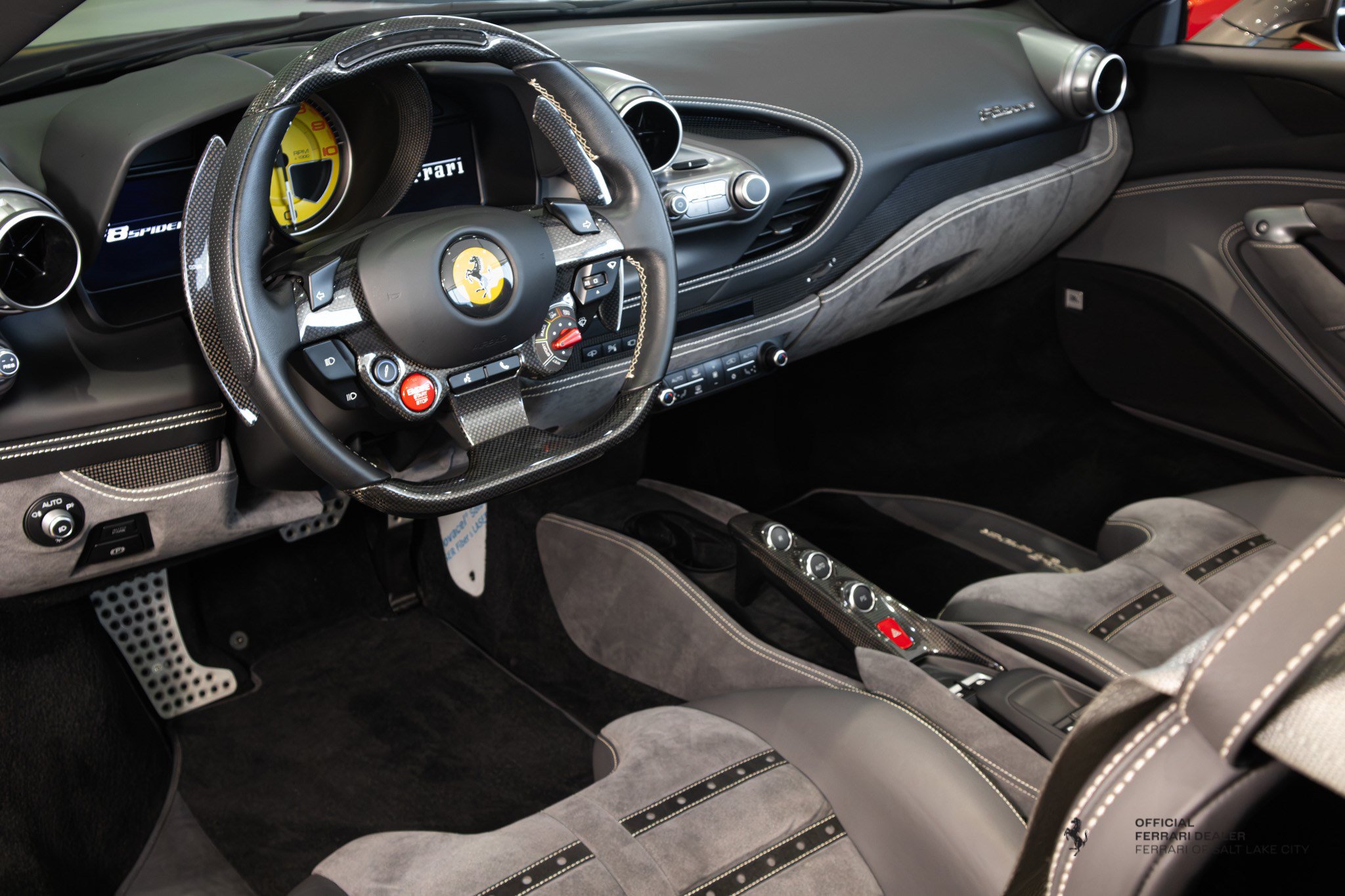 Used 2022 Ferrari F8 Tributo RWD image 17