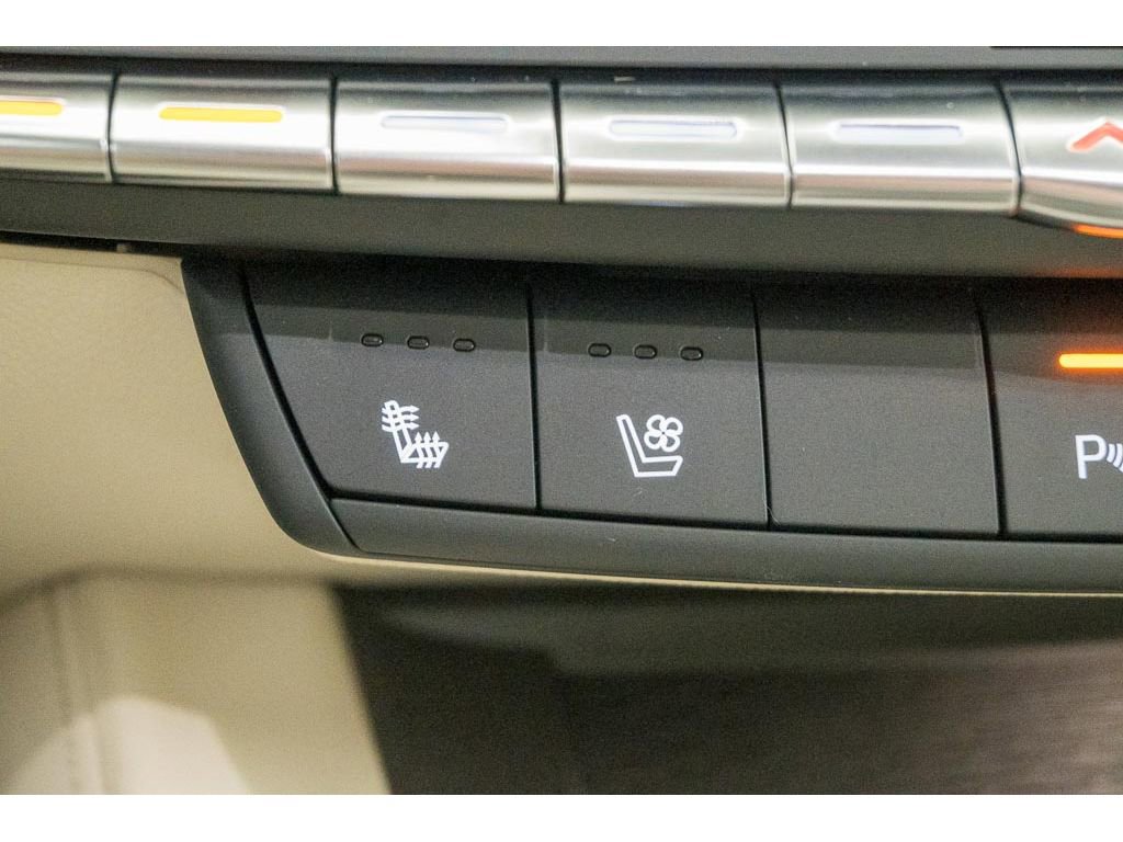 New 2026 Cadillac CT4 Premium Luxury image 28