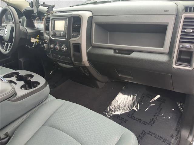 Used 2017 RAM 1500 Express image 20