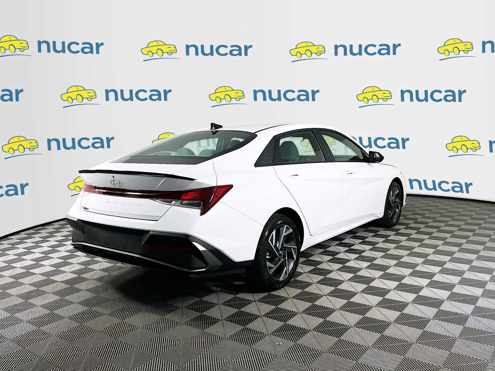 Certified 2025 Hyundai Elantra Sport image 26