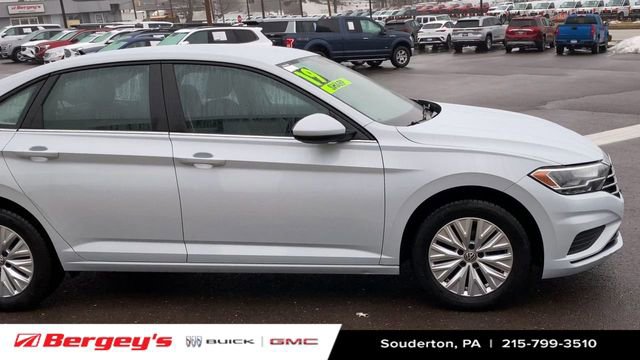 Used 2019 Volkswagen Jetta S w/ Driver Assistance Package image 11