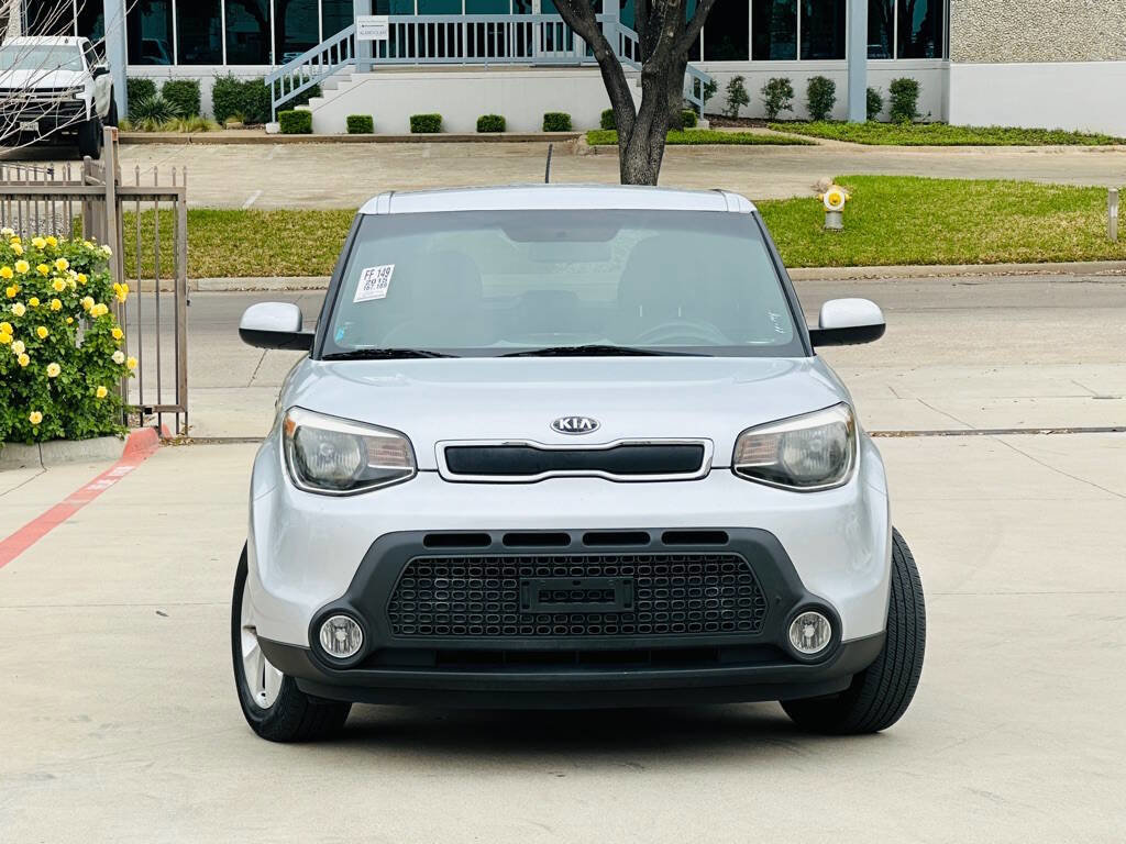 Used 2015 Kia Soul FWD image 2