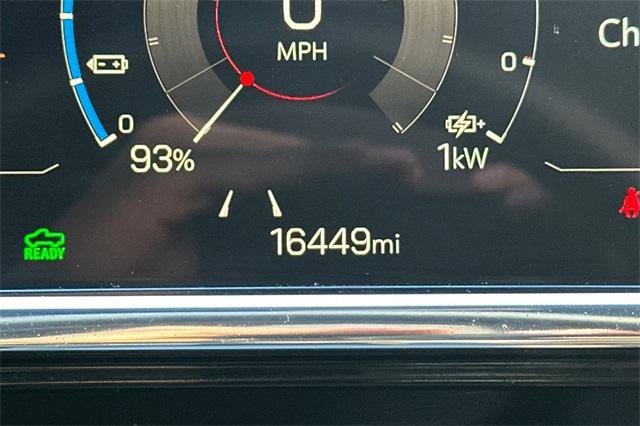 Certified 2024 GMC Sierra EV Denali image 24