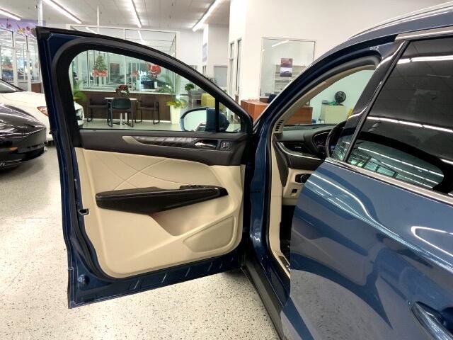 Used 2018 Lincoln MKC Reserve image 28