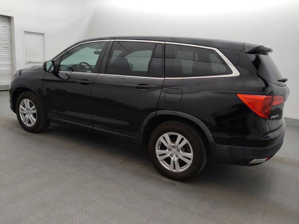 Used 2018 Honda Pilot LX image 3