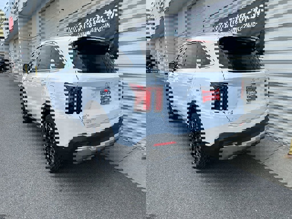 New 2026 Kia Sorento EX image 6