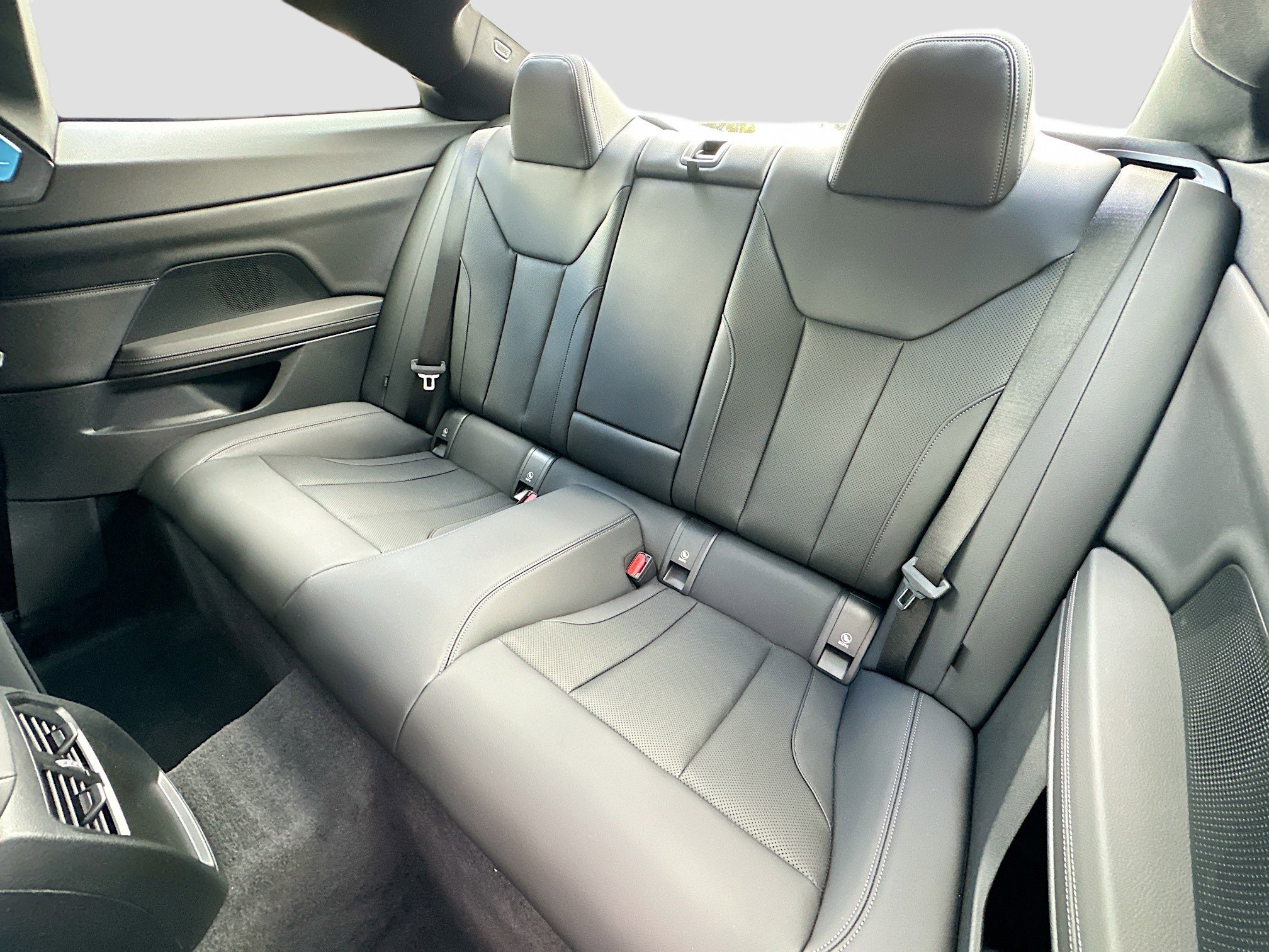 New 2026 BMW 430i Coupe w/ Parking Assistance Package image 19