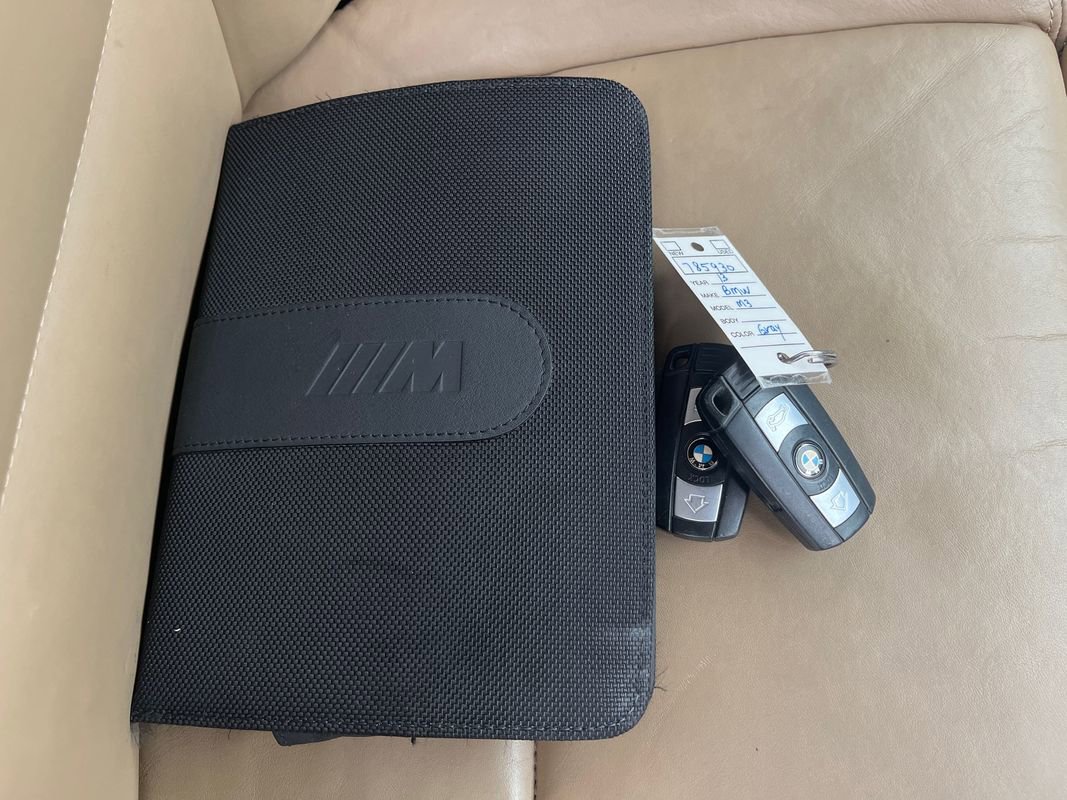 Used 2013 BMW M3 Convertible image 33