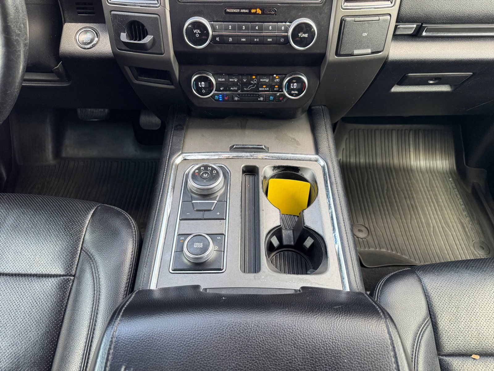 Used 2019 Ford Expedition Max XLT w/ Equipment Group 202A AWD/4WD image 11