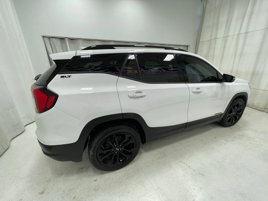 Used 2020 GMC Terrain SLT w/ Elevation Edition FWD image 4