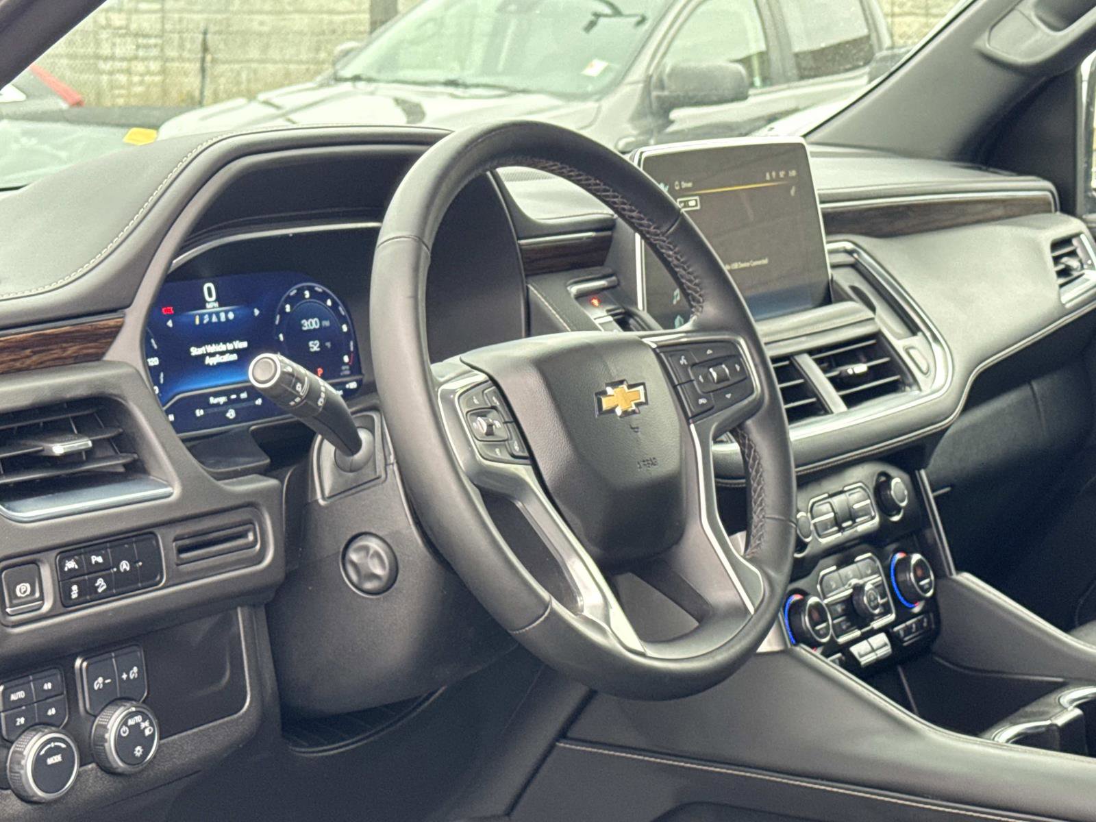 Certified 2023 Chevrolet Suburban Premier image 10